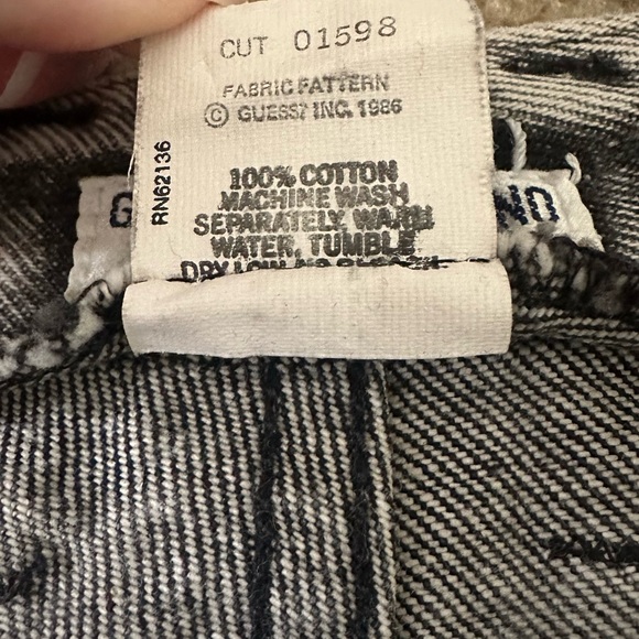 Georges Marciano for Guess Black/Grey Acid-Washed Denim Jacket and Jean Set - Picture 10 of 11